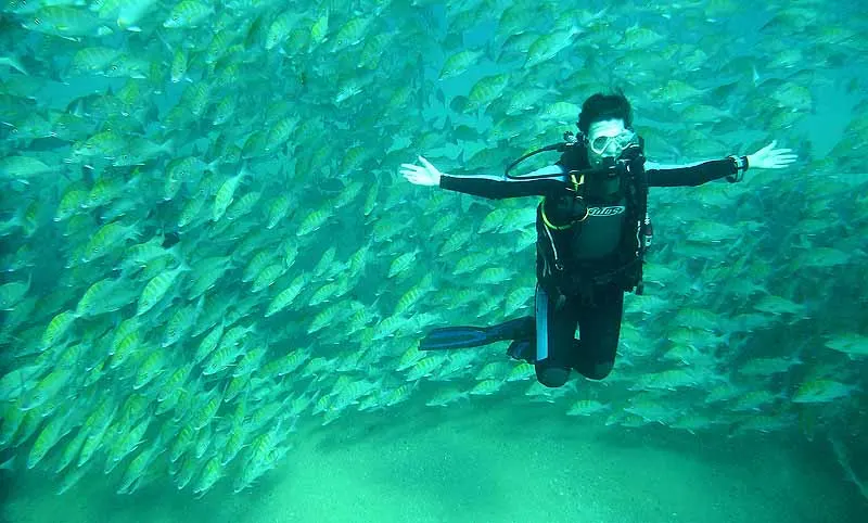 Janice scuba diving in Cabo San Lucas