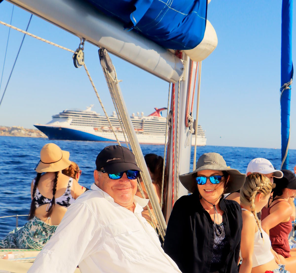 On a sailing tour in Cabo