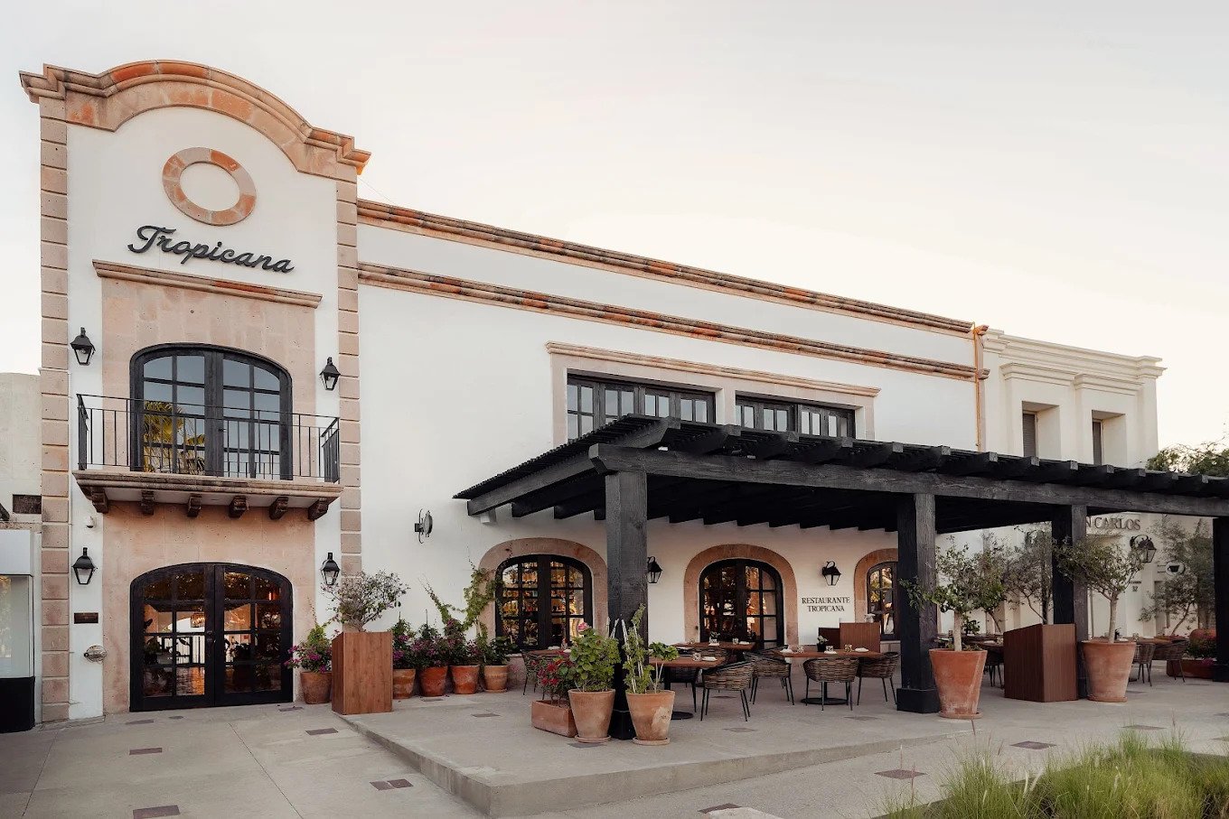 Colonial exterior of Tropicana Los Cabos