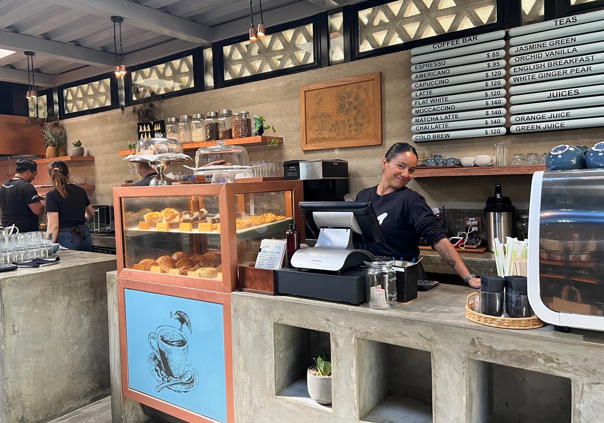 Fausto’s Diner is Acre’s casual daytime dining spot, serving breakfast and lunch.